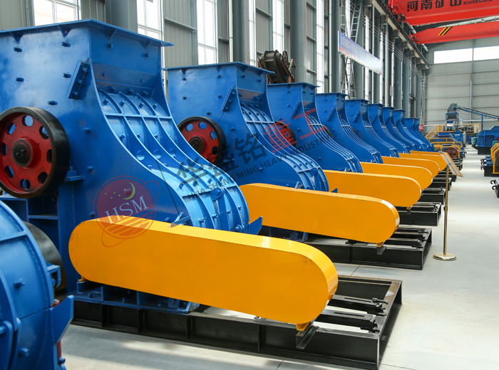 煤矸石雙級(jí)無篩底粉碎機(jī)廠家